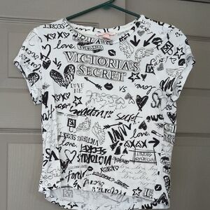 Victoria's Secret Black and White Graphic Crop Tee